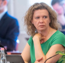 Elképesztő ingatlanvagyonnal rázza az öklét Kollár Kinga