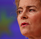 Valaki szólhatna Ursula von der Leyen vezérnőnek és kancellárinának, hogy az oroszok éppen áttörték a frontot