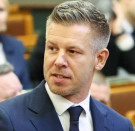 Magyar Péter bemutatta a demokrácia új szintjét: a nép addig bölcs, amíg bólogat