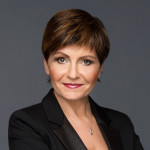 Kálmán Olga, a független újságírás és az egyházak
