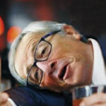 Nemhogy járni, de a két lábán alig tudott megállni Juncker