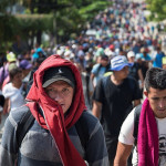 Így vonul a migránskaraván az amerikai határ felé - VIDEÓ