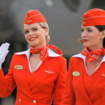 Miért visel minden stewardess vörös rúzst?