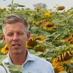 Bayer Zsolt: A Péter kertész lesz 
