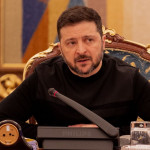 Bayer Zsolt: Tűpontos, hibátlan, kötelező!