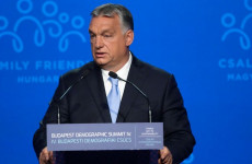 Orbán Viktor: Április után folytatjuk, és bővítjük a családtámogatásokat + videó 