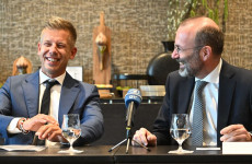 Károlyi és Linder sem csókolgatta úgy ellenségeink talpát, ahogy Magyar Péterék