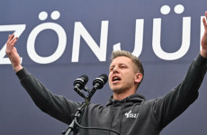 Magyar Péter akkora lyukra futott, hogy rögtön bele is zuhant