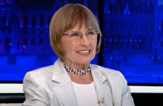 A BMW vezérigazgatója porrá zúzta a tiszás közgazdász hazugságkampányát