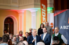 Fájdalmas vallomással üzentek Brüsszelből a választás előtt Orbán Viktornak, ezt senki sem teszi ki az ablakba