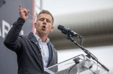 Facebook-hiszti negyven felett: Magyar Pétert utolérte a késői kamaszkor Facebook-hiszti negyven felett: Magyar Pétert utolérte a késői kamaszkor