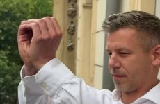 Osztie atya nem hátrál meg, Magyar Péterék hiába támadják