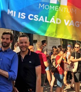 Német miniszter szemlézett a Pride-on