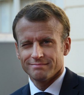 Macron azt kapta, amit megérdemel: kifütyülték