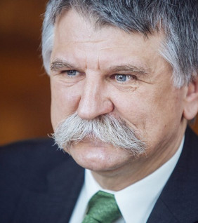 Kövér László: Újjá fogjuk építeni a Kárpát-medencét