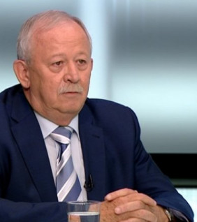 Kuncze jókorát rúgott Orbánba