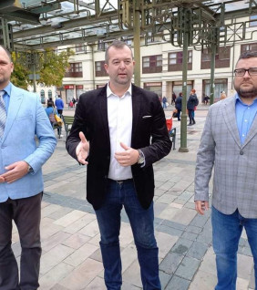 Hétszázmillió forintot keres a Fidesz a miskolci városvezetésen Hétszázmillió forintot keres a Fidesz a miskolci városvezetésen
