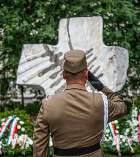 Gulag-kutatás: „A magyar hadifogolytáborokban és a Szovjetunióban is úgy földelték el a halottat, mint a kutyát” 