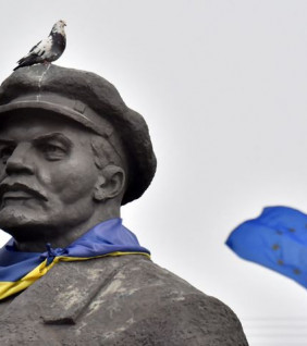 A kommunizmus az Európai Unióban folytatódik 