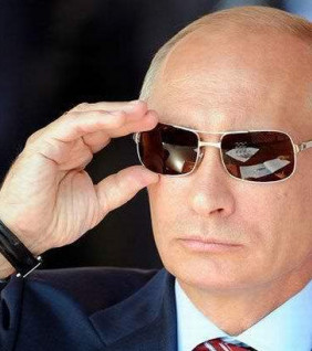 Putyin elmenekült 
