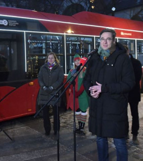 Szelfizz, Geri, búcsúbuli! 