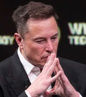 Elon Musk elárulta, ki nyeri az orosz–ukrán háborút 