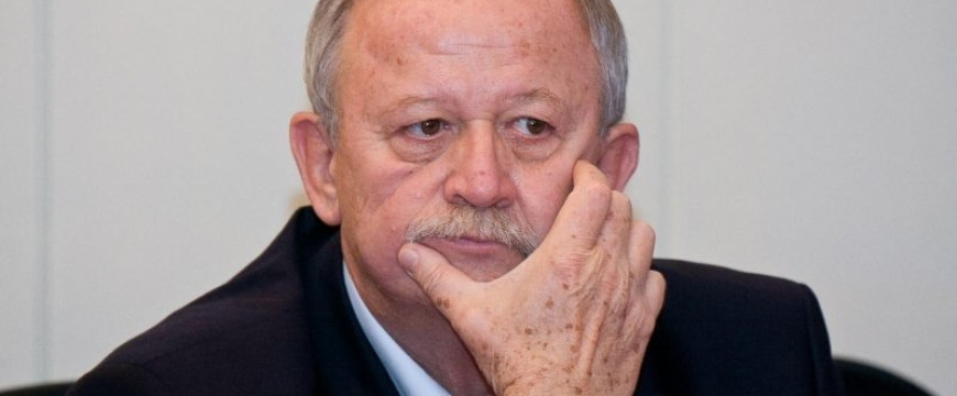 Kuncze papa már a hamut is mamunak mondja