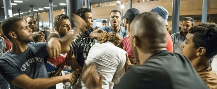 Brutális migránsháború tört ki Barcelonában