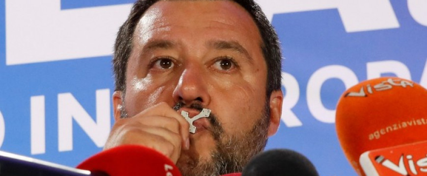 Salvini nem enged