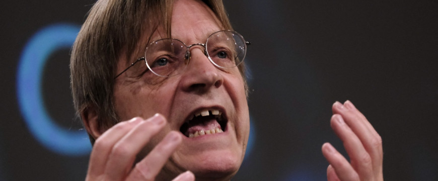 Guy Verhofstadt ismét Magyarországot bírálta