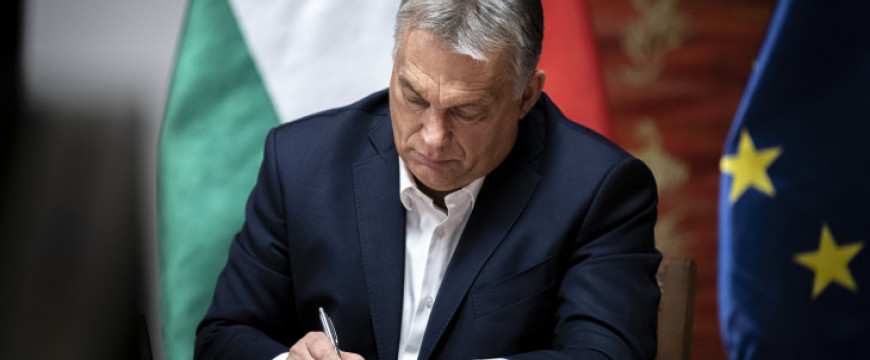 Orbánnak még a kézfogása is hergeli a libsiket