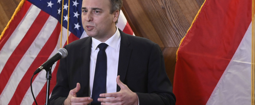 Az amerikai nagykövet ismét kiakadt Orbán Viktor miatt 