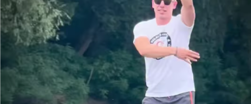 Tisza úszik a Tiszában: Csipke Józsika, Romulusz meg a Réka onnan integet
