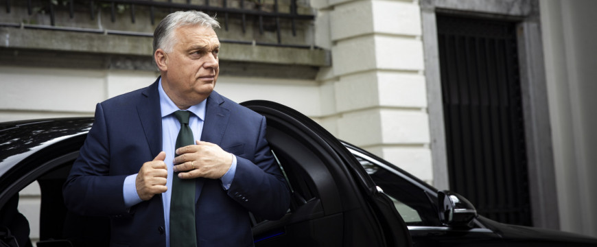 A baloldalhoz kapcsolható közvélemény-kutató szerint is Orbán Viktorról szólt ez a nyár