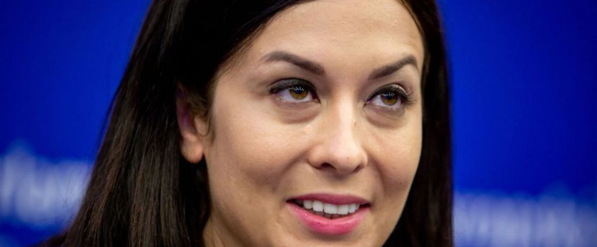 Cseh Katalin hatalmas öngólt lőtt, méghozzá Magyar Péter kapujába