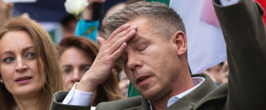 Bayer Zsolt: Még egy üzenet a Farpofa-közből Bayer Zsolt: Még egy üzenet a Farpofa-közből