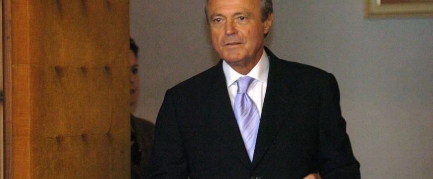 Jön a szegények adója