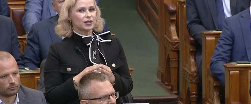 Vállalhatatlan megjegyzést tett a tiszás képviselő, Juhász Hajnalka külsejét bírálta