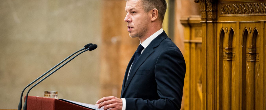 A vakítás neobolsevik módszertana 
