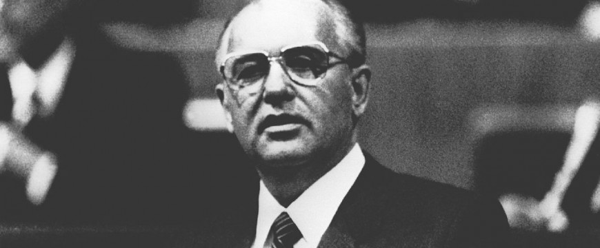 Pilhál György: Forró augusztusok