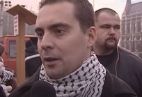 Előbújt majkázni