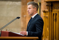 A vakítás neobolsevik módszertana 
